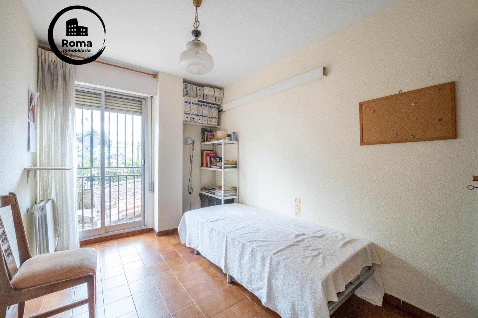 4 sovrum Lägenhet till salu i Granada stad med garage - 285 000 € (Ref: 9473065)