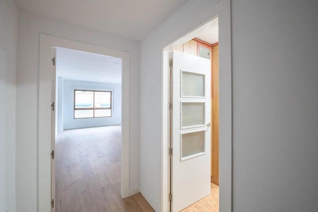 3 Zimmer Wohnung zu verkaufen in Centro, Granada Stadt mit Garage - 409.000 € (Ref: 9473067)