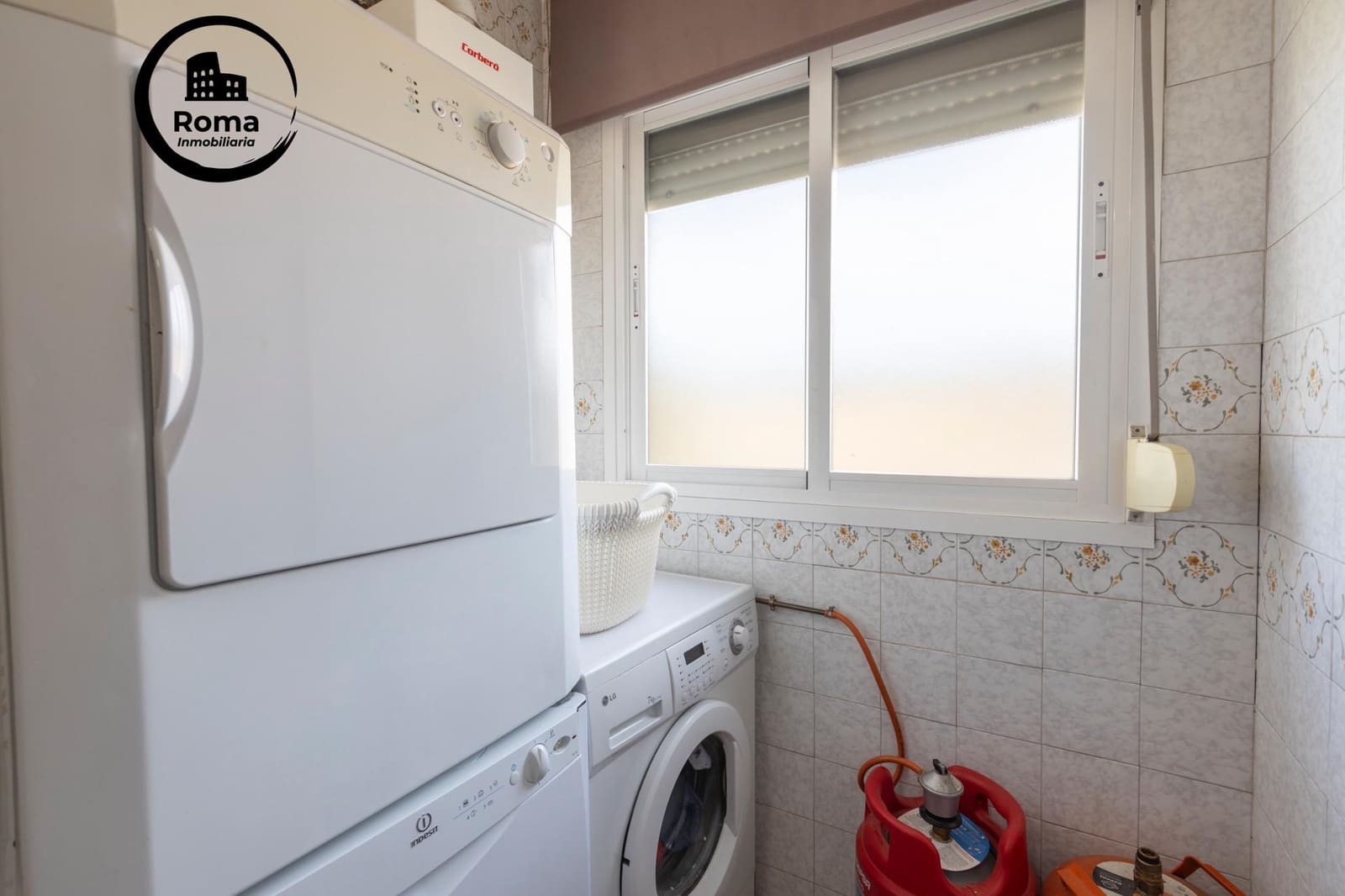 3 chambre Appartement à vendre à Grenade ville avec garage - 129 900 € (Ref: 9473071)