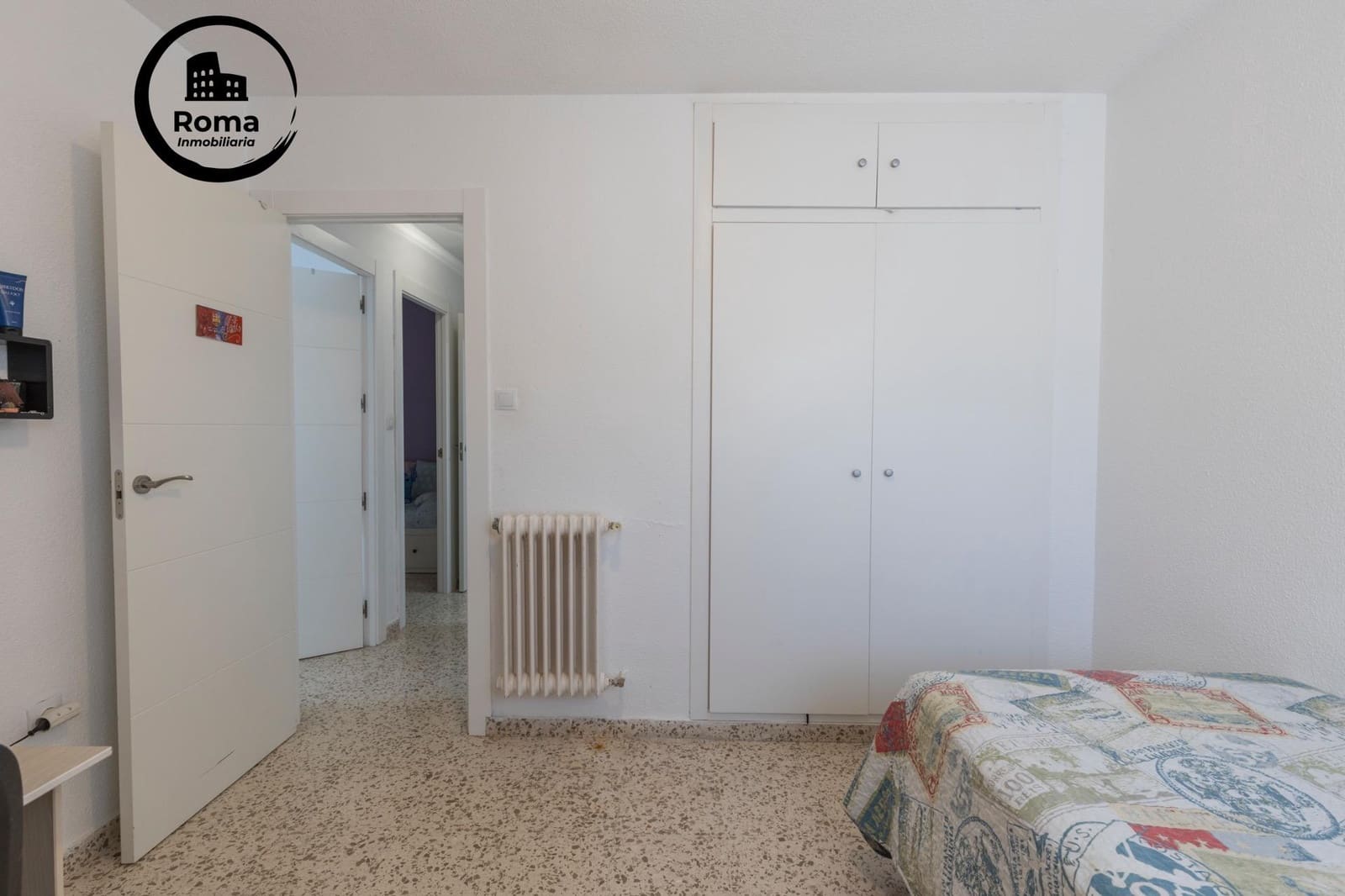 3 chambre Appartement à vendre à Grenade ville avec garage - 129 900 € (Ref: 9473071)