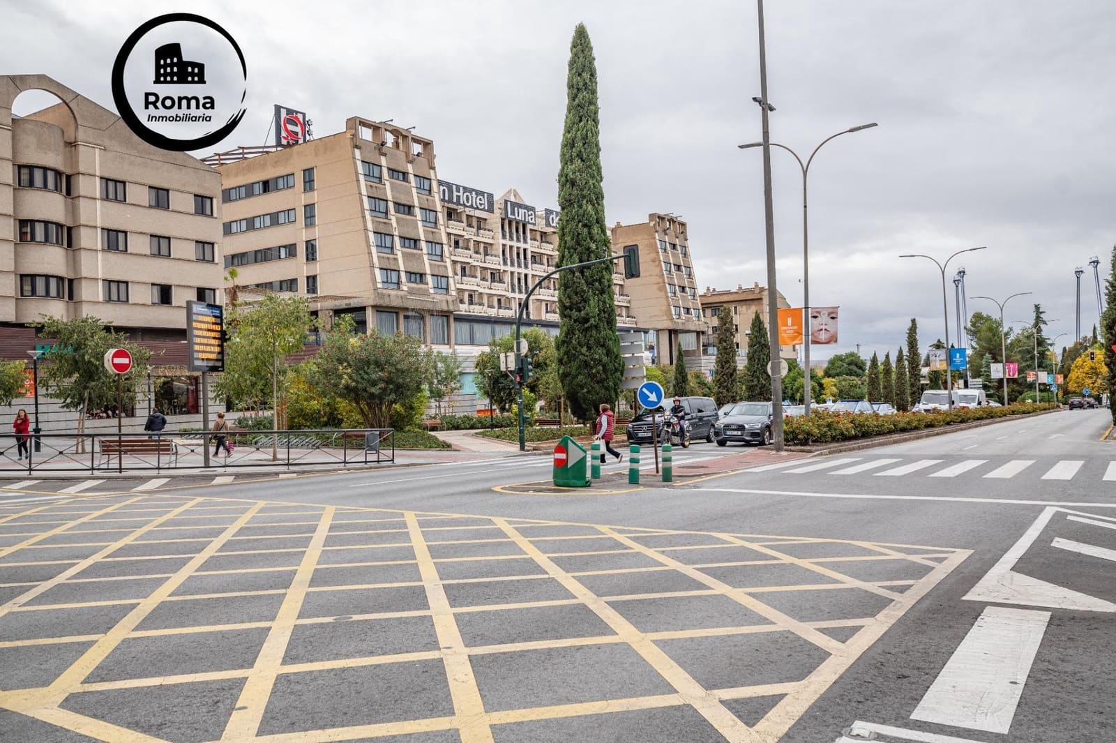 Piso de 4 habitaciones en Granada ciudad en venta con garaje - 375.000 € (Ref: 9473076)