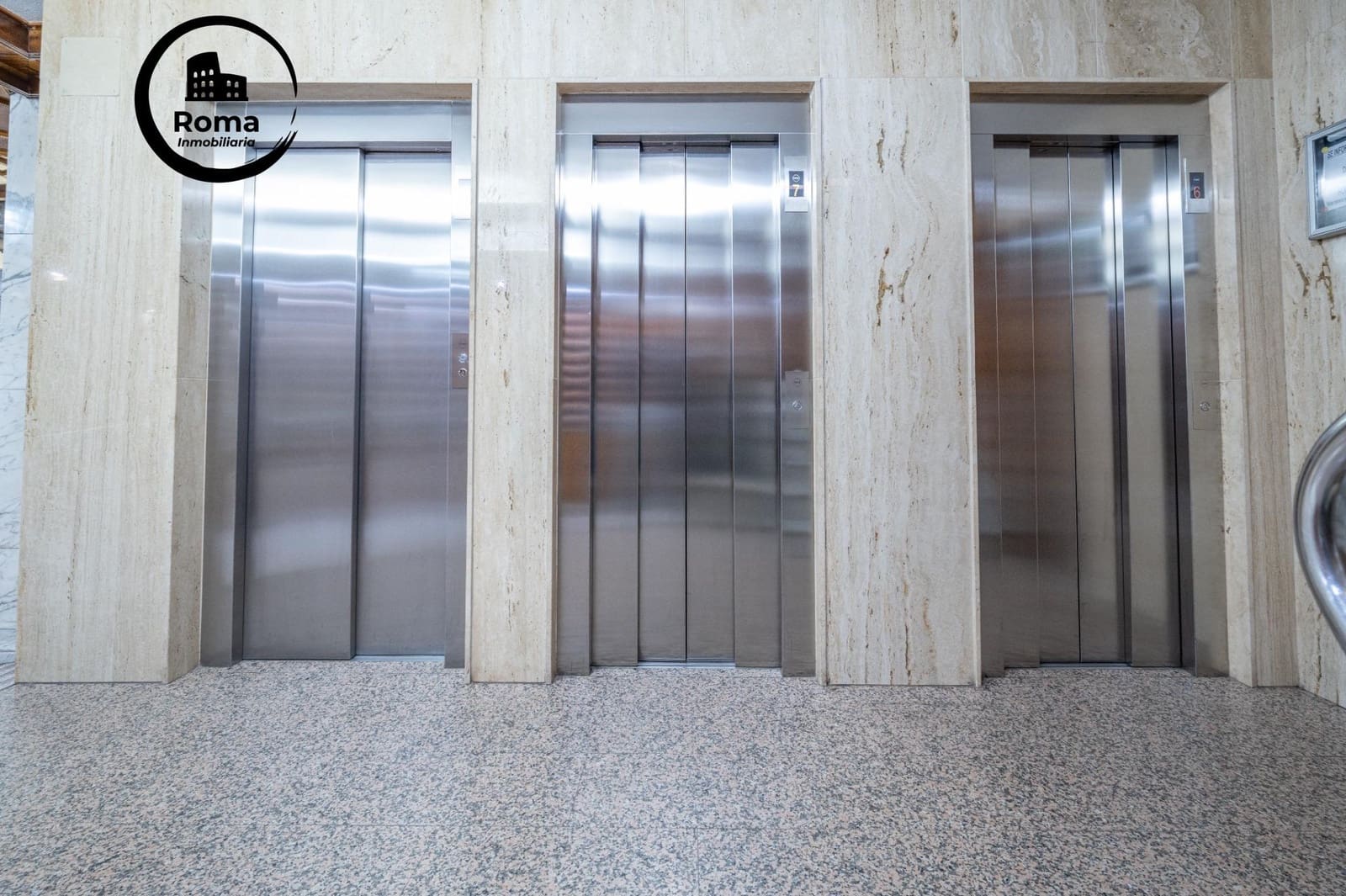 Piso de 4 habitaciones en Granada ciudad en venta con garaje - 375.000 € (Ref: 9473076)