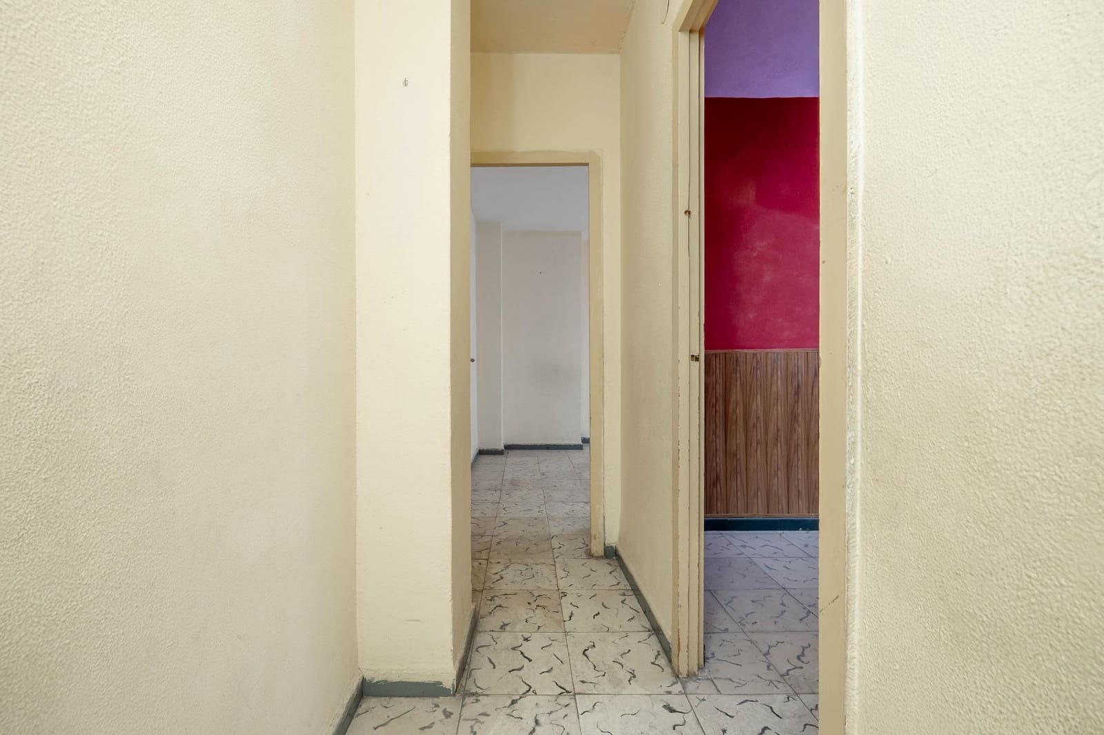 4 sovrum Lägenhet till salu i Granada stad - 135 000 € (Ref: 9473077)