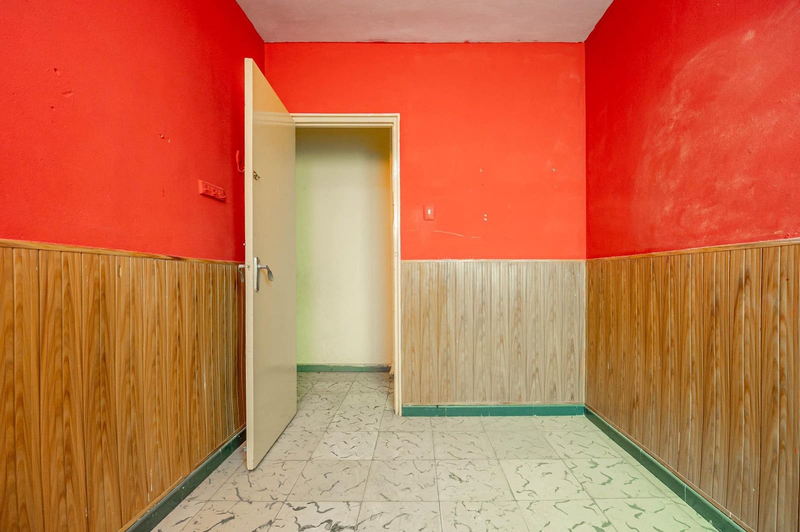 4 sovrum Lägenhet till salu i Granada stad - 135 000 € (Ref: 9473077)