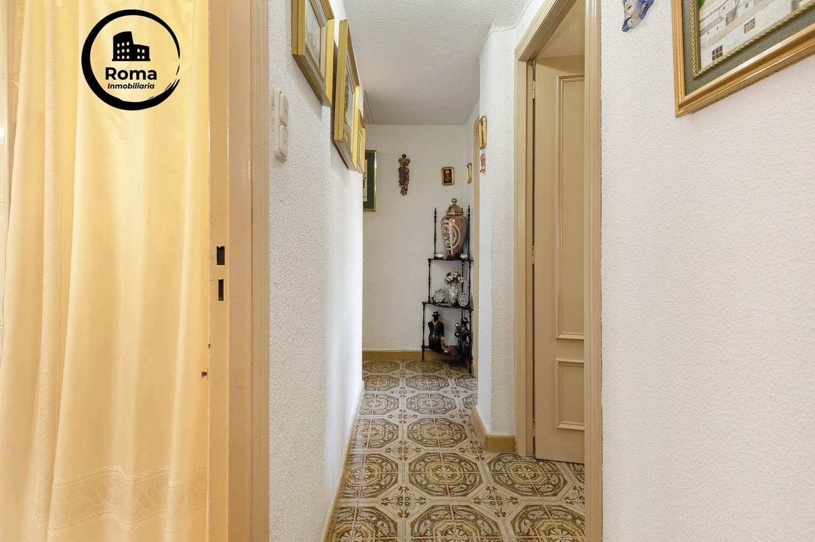 Piso de 3 habitaciones en Granada ciudad en venta - 269.900 € (Ref: 9473079)
