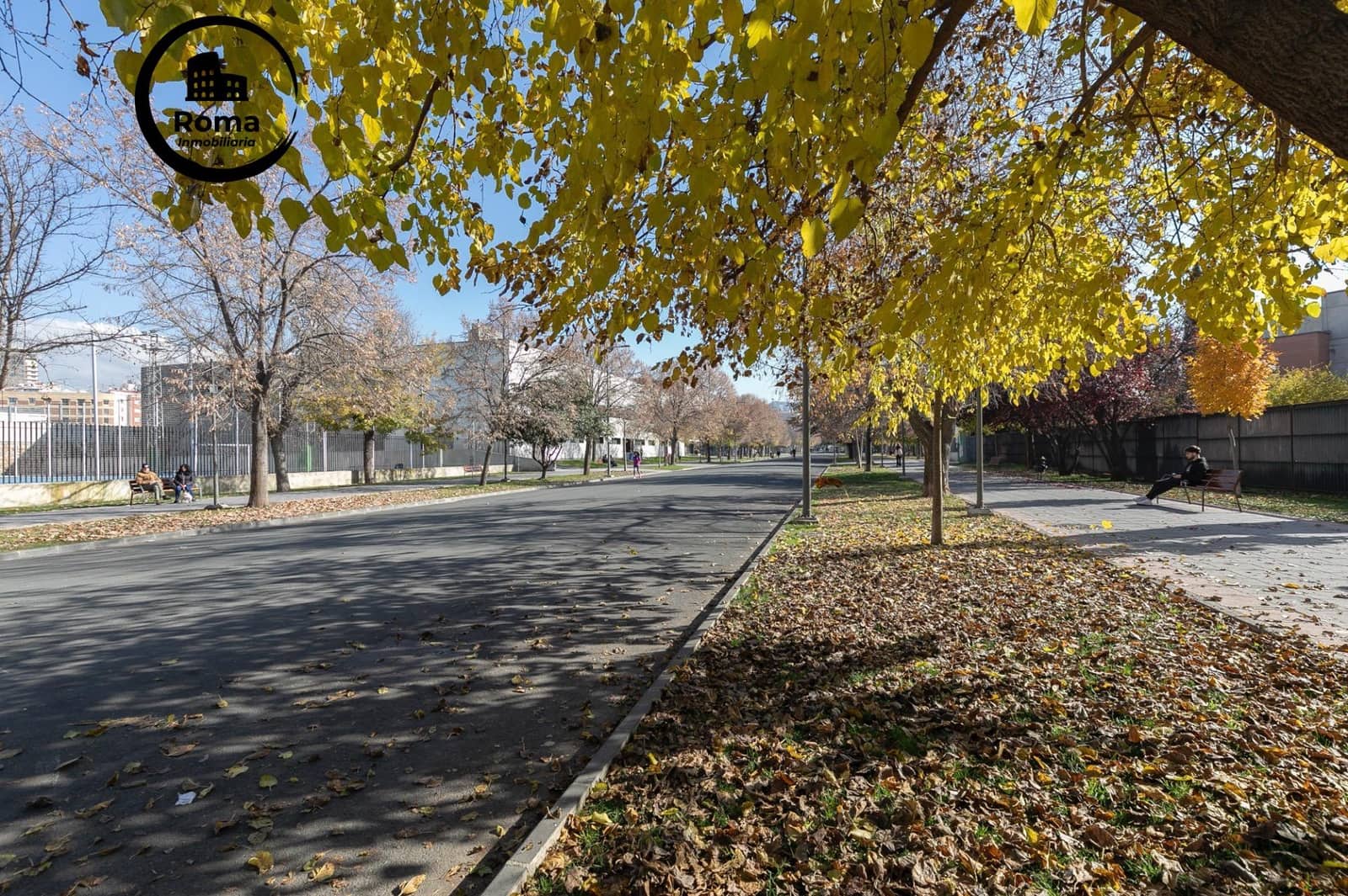 Piso de 3 habitaciones en Granada ciudad en venta - 269.900 € (Ref: 9473079)