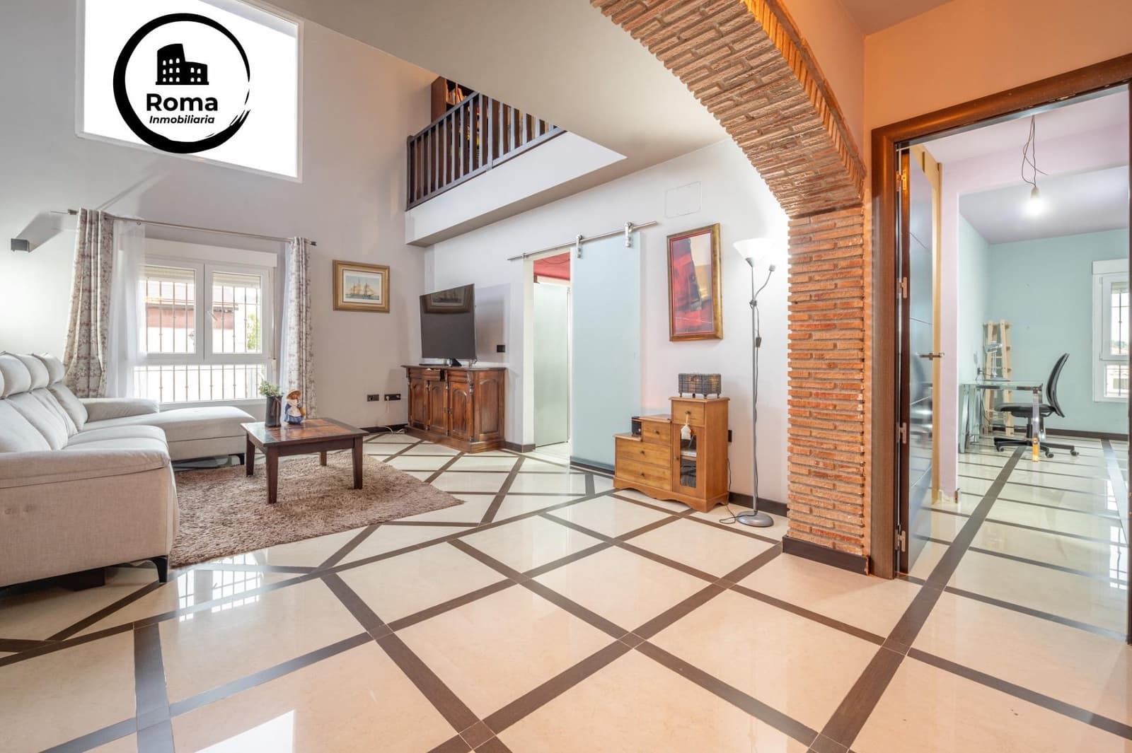 6 soverom Villa til salgs i Otura med svømmebasseng garasje - € 445 000 (Ref: 9491532)