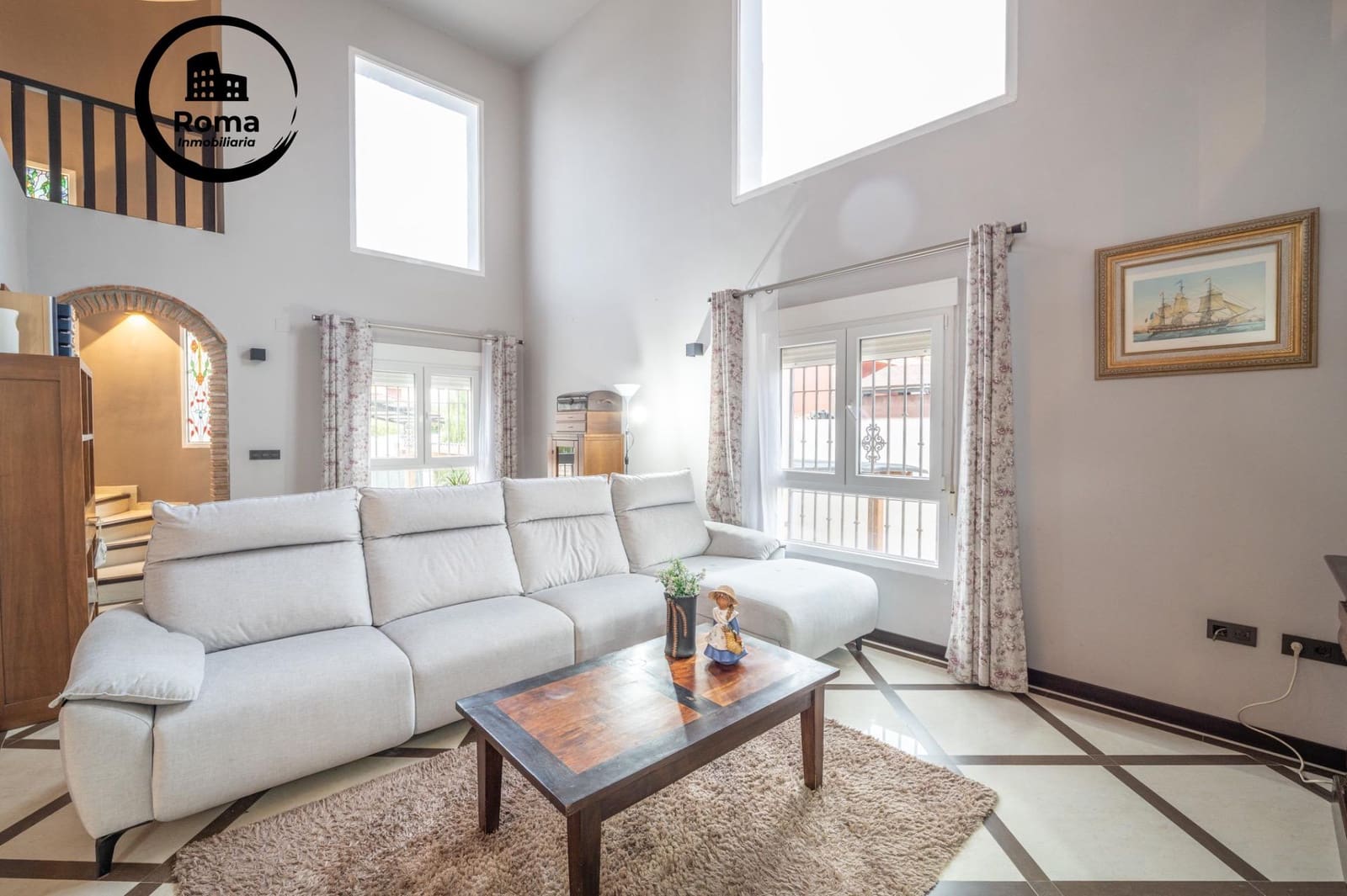 6 soverom Villa til salgs i Otura med svømmebasseng garasje - € 445 000 (Ref: 9491532)