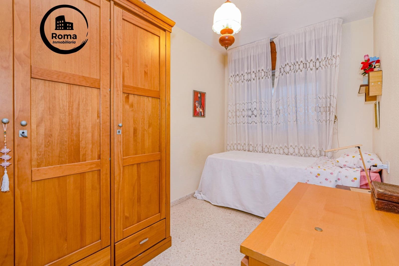 4 bedroom Flat for sale in Motril with garage - € 245,000 (Ref: 9491535)