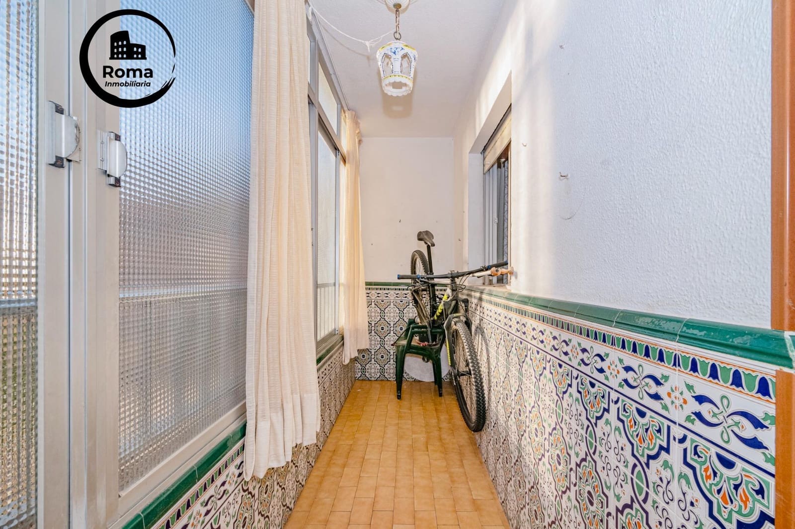 4 bedroom Flat for sale in Motril with garage - € 245,000 (Ref: 9491535)