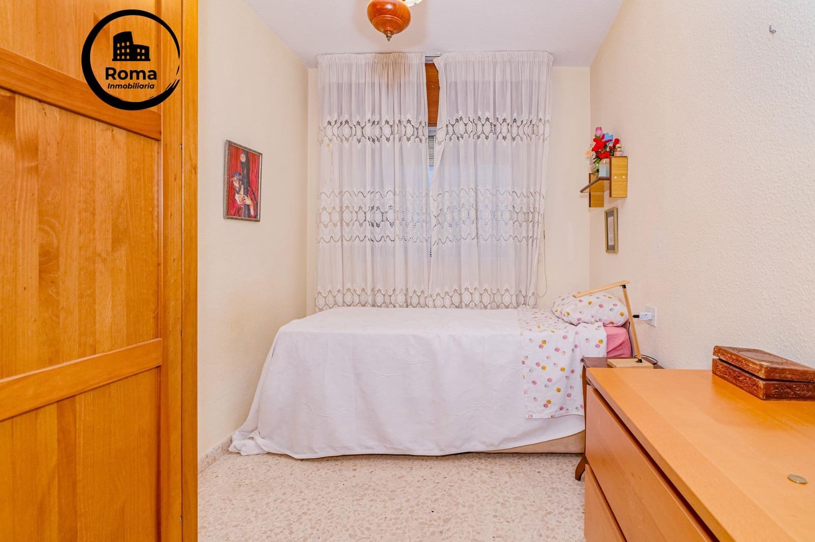 4 bedroom Flat for sale in Motril with garage - € 245,000 (Ref: 9491535)