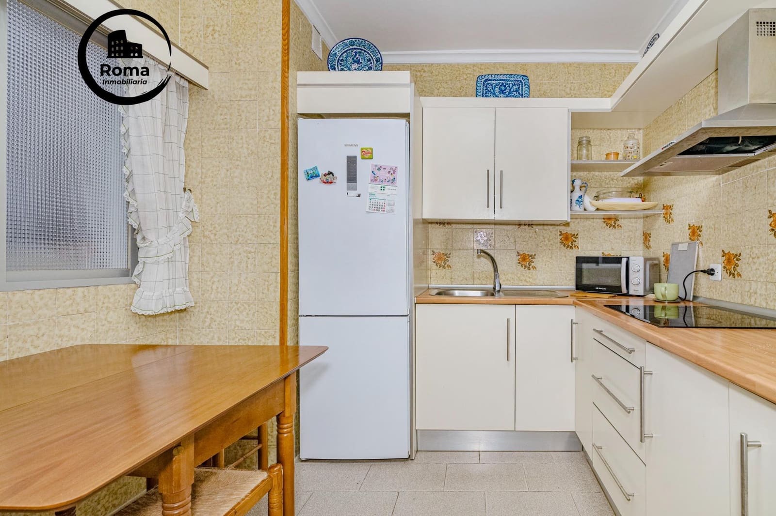 4 bedroom Flat for sale in Motril with garage - € 245,000 (Ref: 9491535)