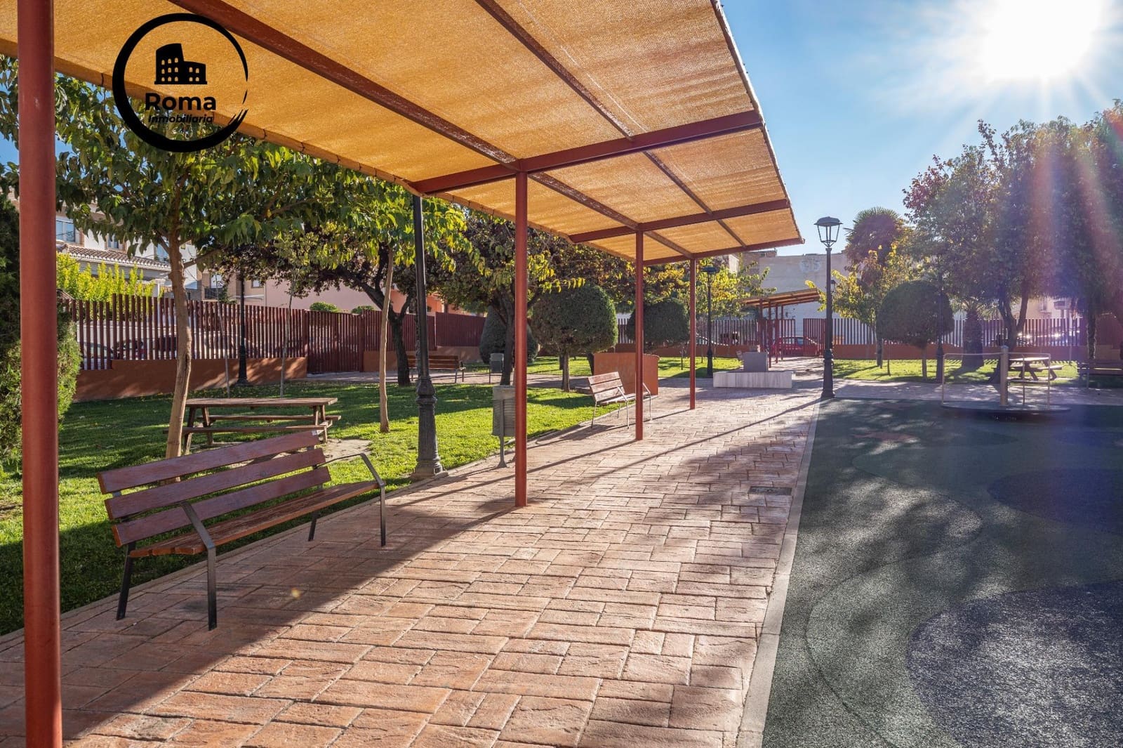 Ático de 3 habitaciones en Armilla en venta con garaje - 319.000 € (Ref: 9491537)