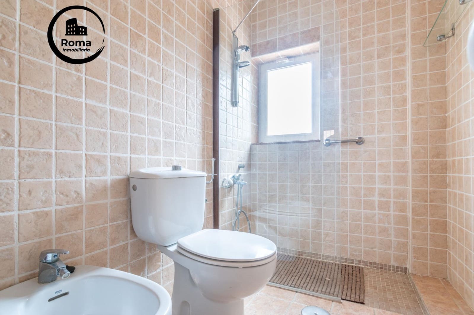 4 soverom Villa til salgs i Otura med svømmebasseng garasje - € 319 000 (Ref: 9491542)