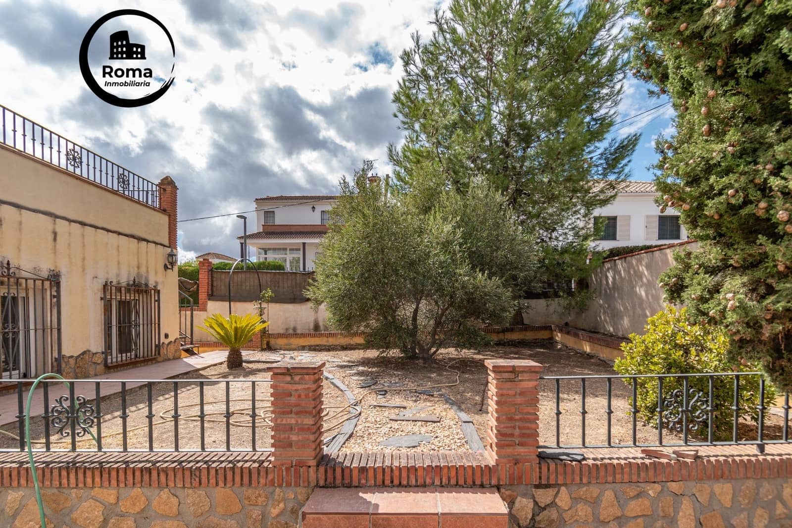 4 soverom Villa til salgs i Otura med svømmebasseng garasje - € 319 000 (Ref: 9491542)