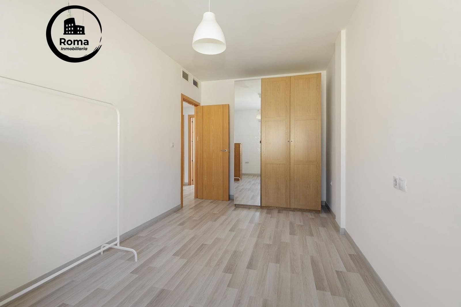 3 makuuhuone Rivitalo myytävänä paikassa Churriana de la Vega mukana 
autotalli - 289 000 € (Ref: 9491546)