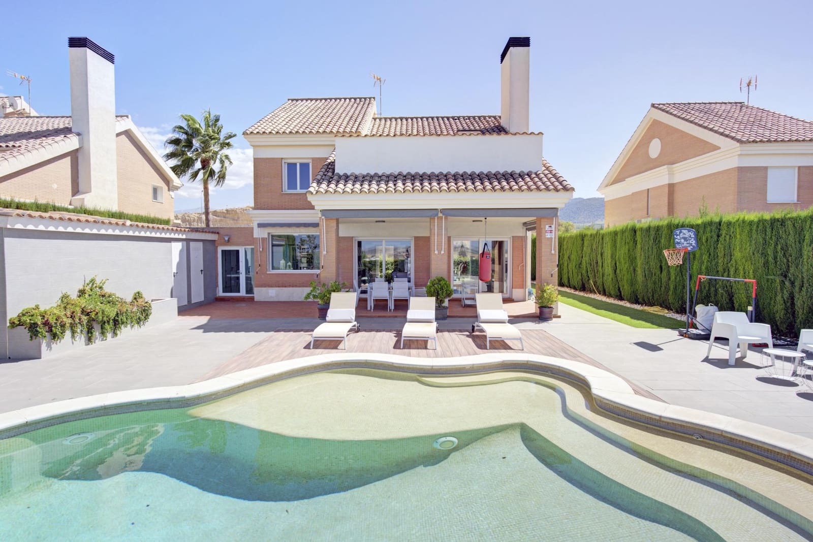 4 soverom Villa til salgs i Otura med svømmebasseng garasje - € 489 000 (Ref: 9491548)