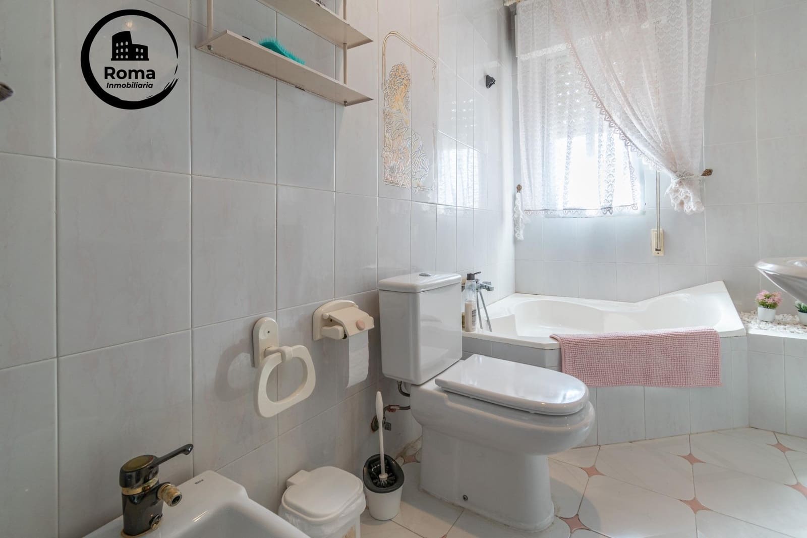 5 soverom Villa til salgs i Otura med svømmebasseng garasje - € 370 000 (Ref: 9491549)