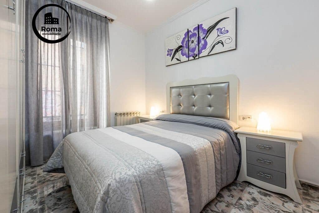 3 soveværelse Lejlighed til salg i Granada by - € 290.000 (Ref: 9491566)