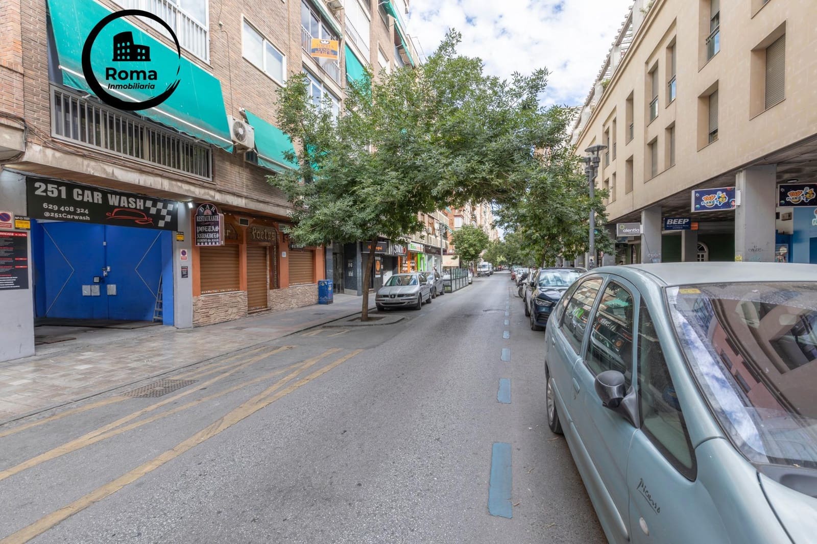 Commercial for sale in Granada city - € 130,000 (Ref: 9491567)