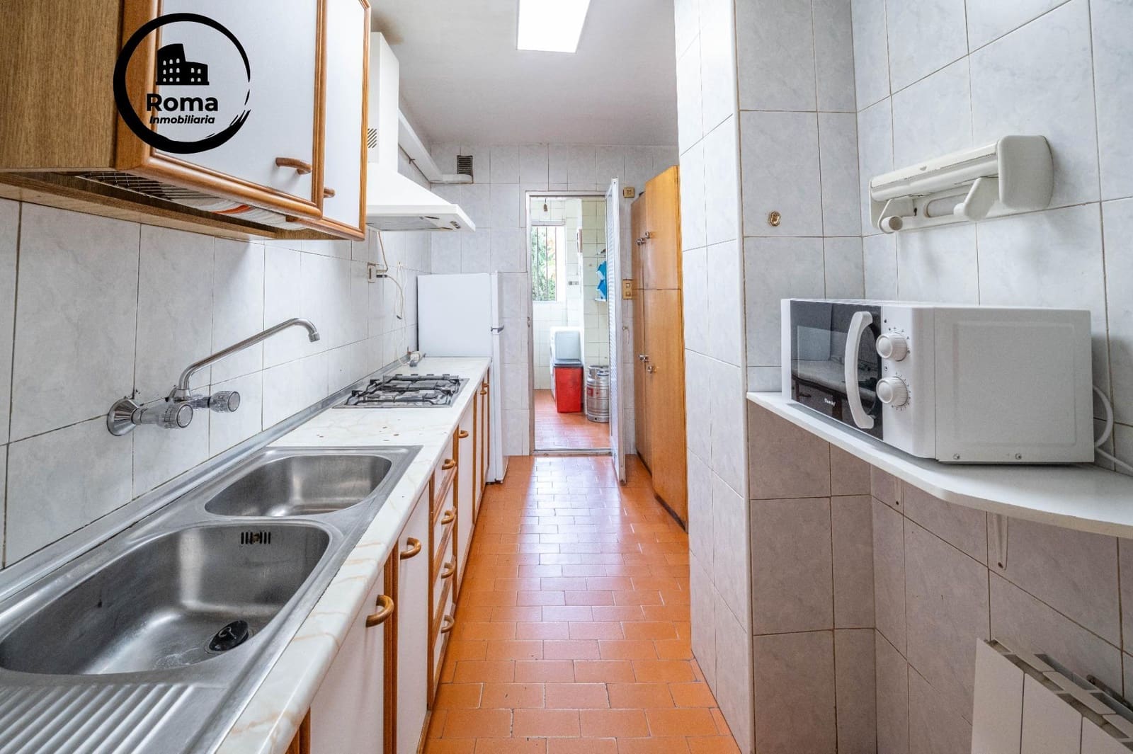 4 soveværelse Lejlighed til salg i Granada by med garage - € 285.000 (Ref: 9491571)