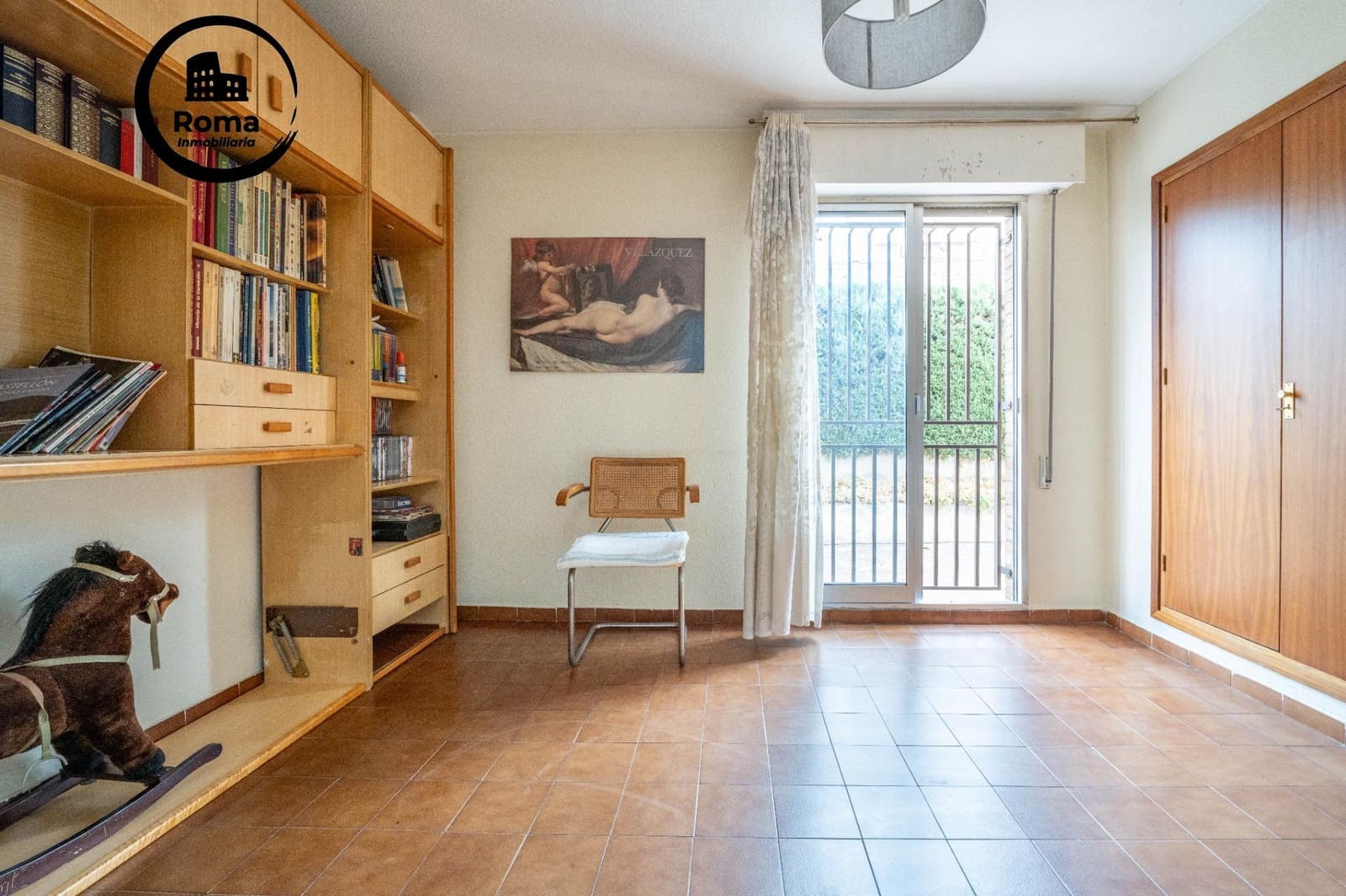 4 soveværelse Lejlighed til salg i Granada by med garage - € 285.000 (Ref: 9491571)