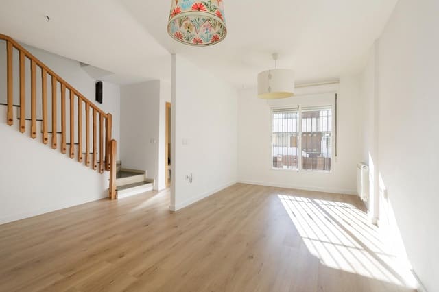 3 makuuhuone Rivitalo myytävänä paikassa Churriana de la Vega mukana 
autotalli - 289 000 € (Ref: 9491576)