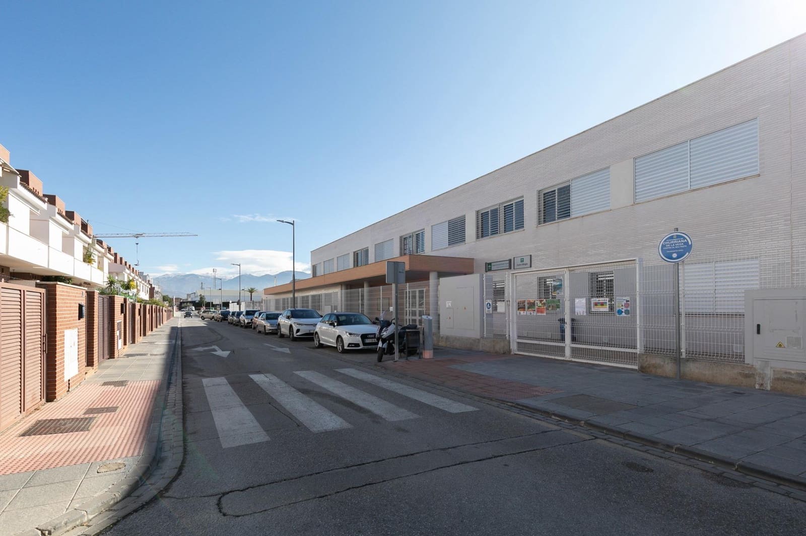 3 makuuhuone Rivitalo myytävänä paikassa Churriana de la Vega mukana 
autotalli - 289 000 € (Ref: 9491576)