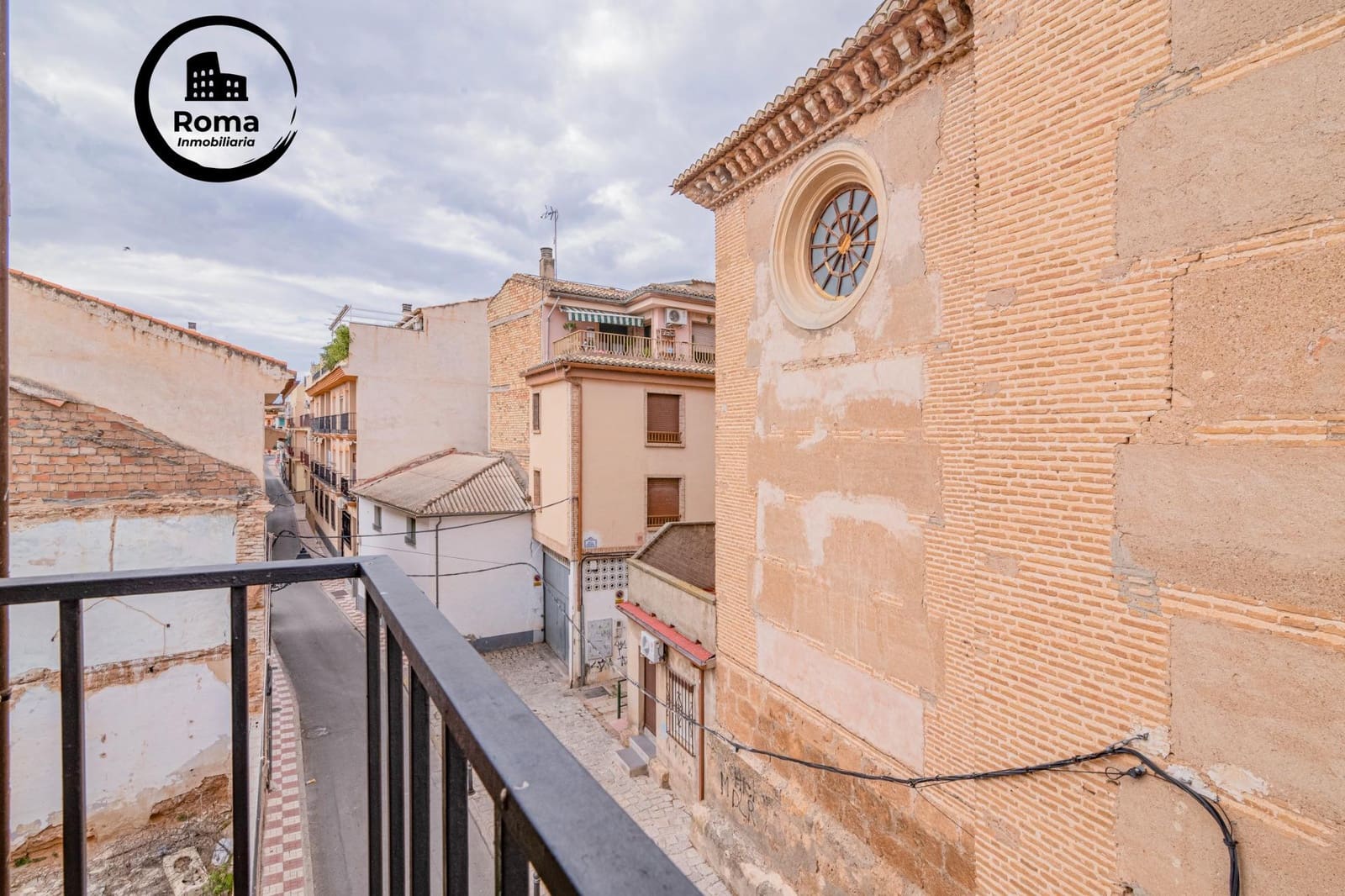 3 makuuhuone Omakotitalo myytävänä paikassa Albolote - 189 000 € (Ref: 9491578)