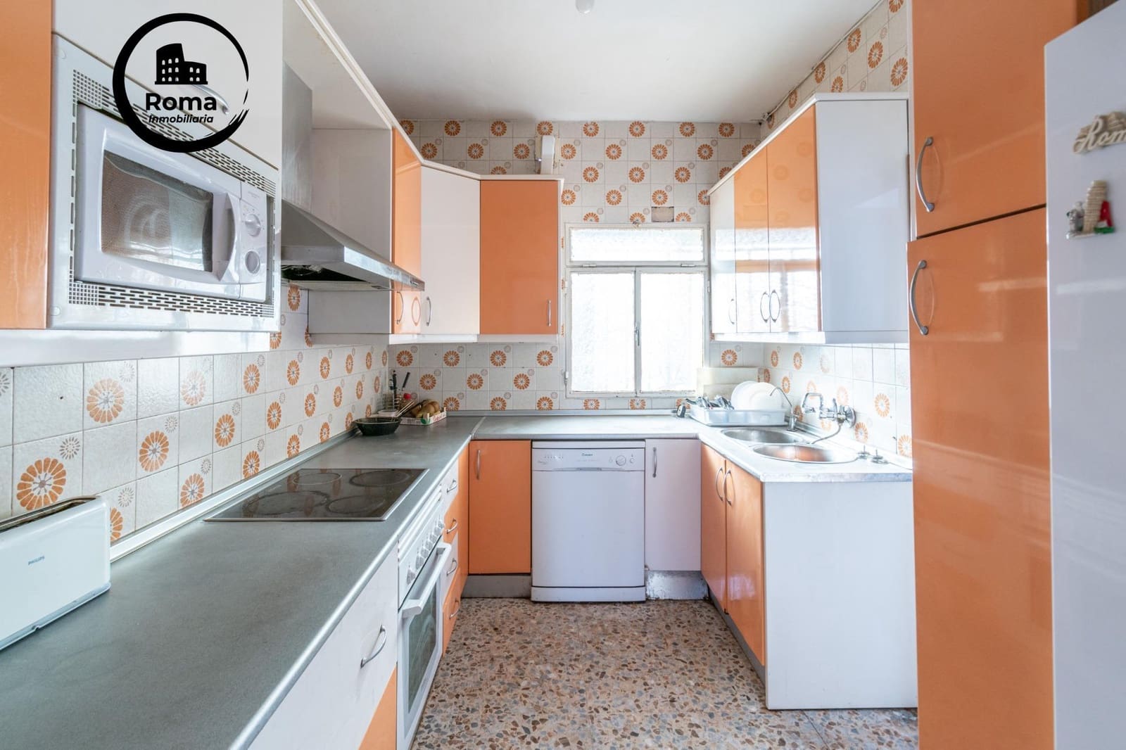 8 makuuhuone Huvila myytävänä paikassa Ambroz - 290 000 € (Ref: 9491585)