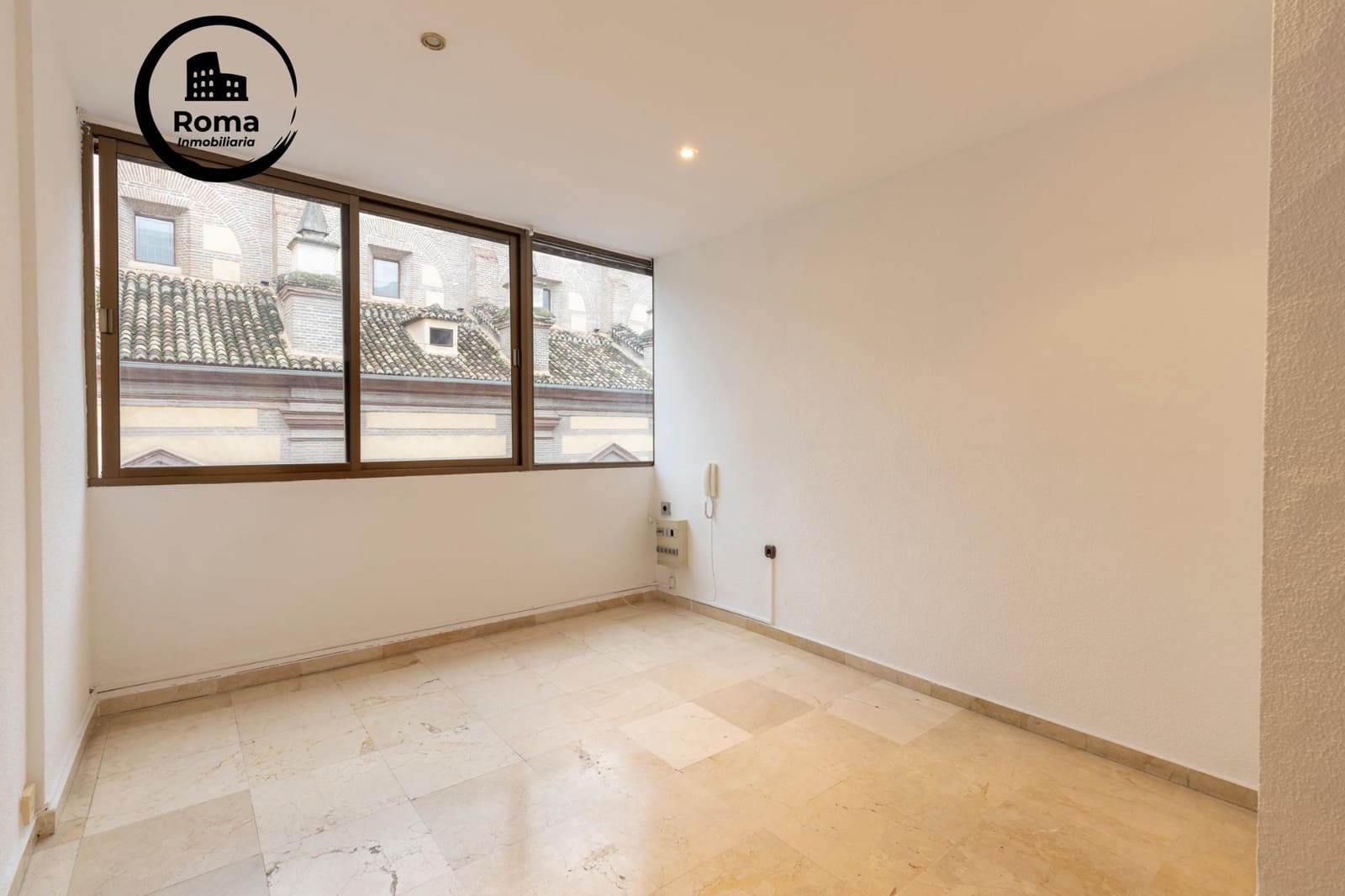 3 bedroom Office for sale in Granada city - € 290,000 (Ref: 9494697)