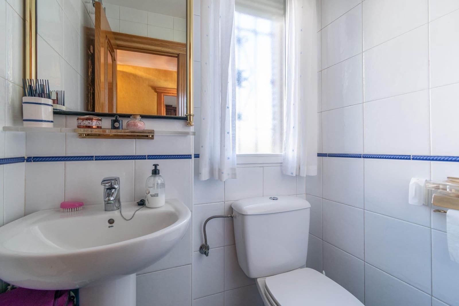 4 bedroom Villa for sale in La Zubia with pool garage - € 380,000 (Ref: 9494698)