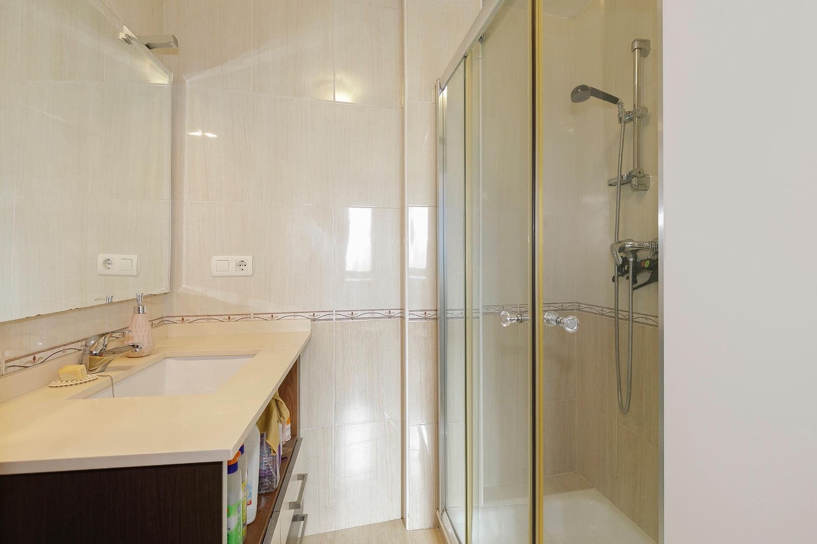 3 bedroom Flat for sale in Peligros with garage - € 174,990 (Ref: 9494699)