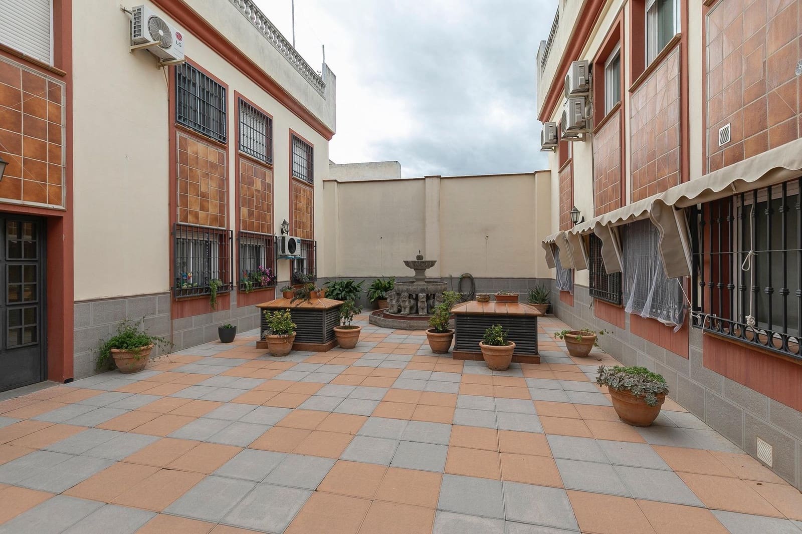 3 bedroom Flat for sale in Peligros with garage - € 174,990 (Ref: 9494699)