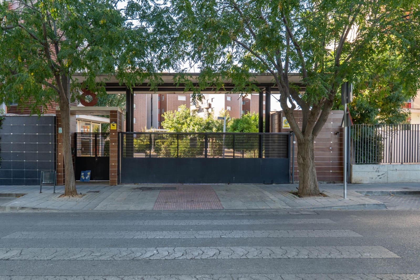 Autotalli myytävänä paikassa Alhendin - 19 000 € (Ref: 9494700)