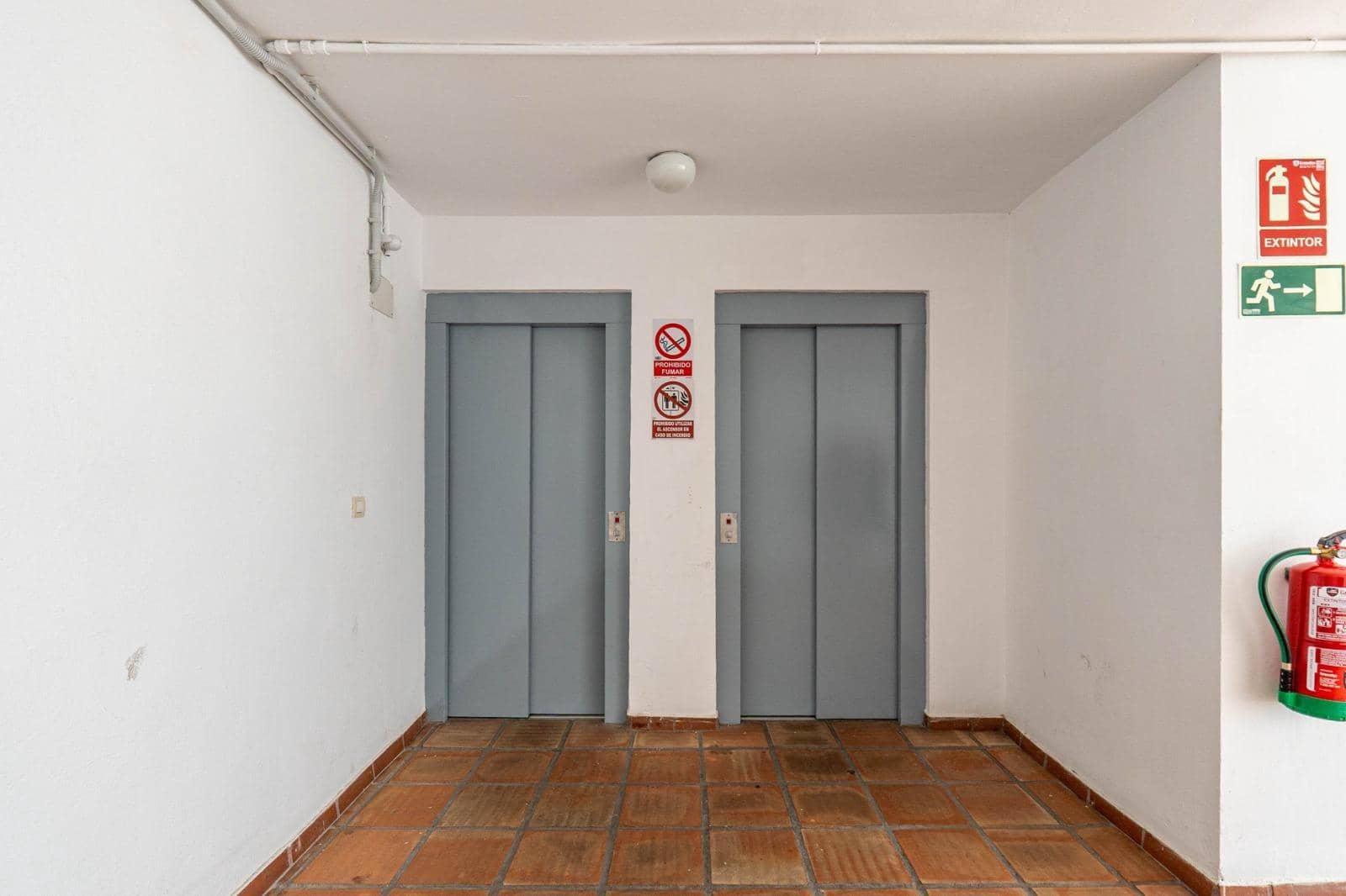 Garaje en Cenes de la Vega en venta - 9.000 € (Ref: 9494704)