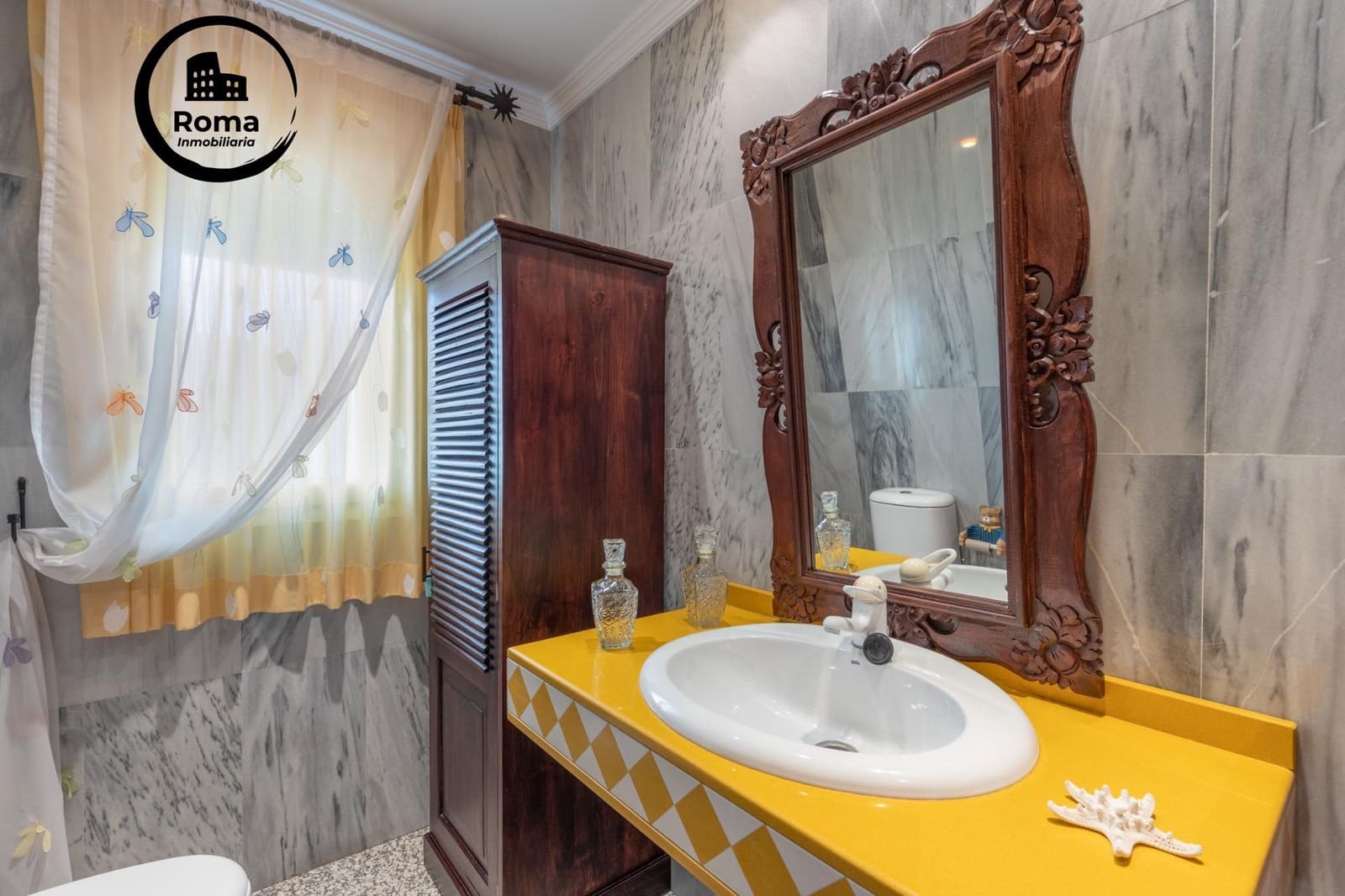 Chalet de 4 habitaciones en Atarfe en venta - 380.000 € (Ref: 9495409)