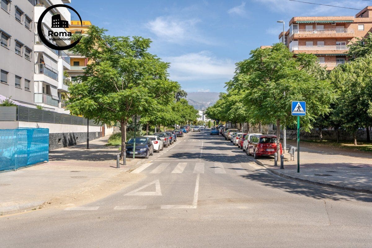 Garaż na sprzedaż w Miasto Grenada - 46 000 € (Ref: 9502489)