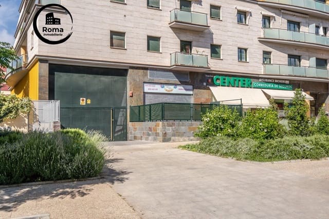 Garaż na sprzedaż w Miasto Grenada - 46 000 € (Ref: 9502489)