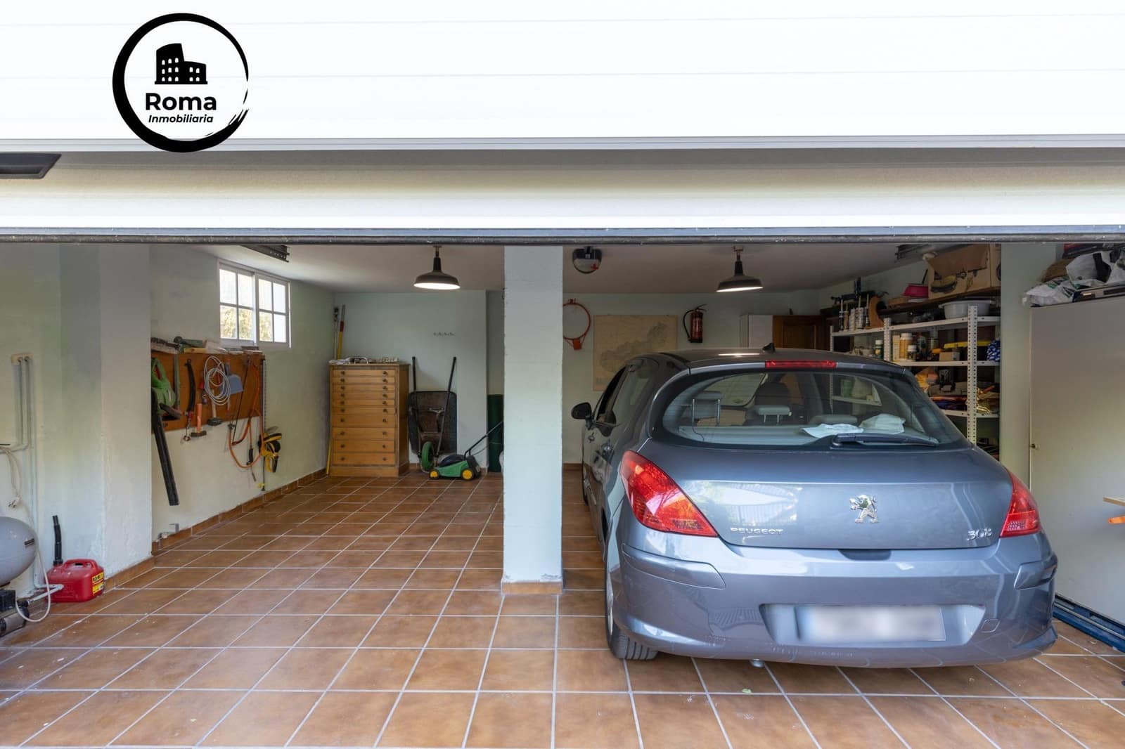 5 soveværelse Villa til salg i Gojar med swimmingpool garage - € 467.000 (Ref: 9502493)