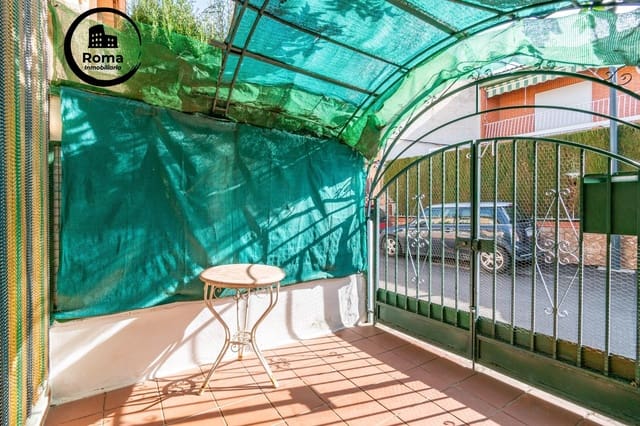 5 slaapkamer Rijtjeshuis te koop in Armilla - € 239.000 (Ref: 9502499)