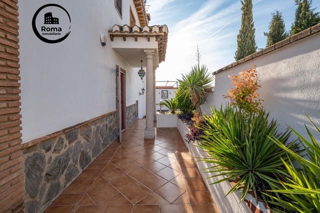 5 slaapkamer Villa te koop in Huétor Vega met zwembad garage - € 430.000 (Ref: 9502500)