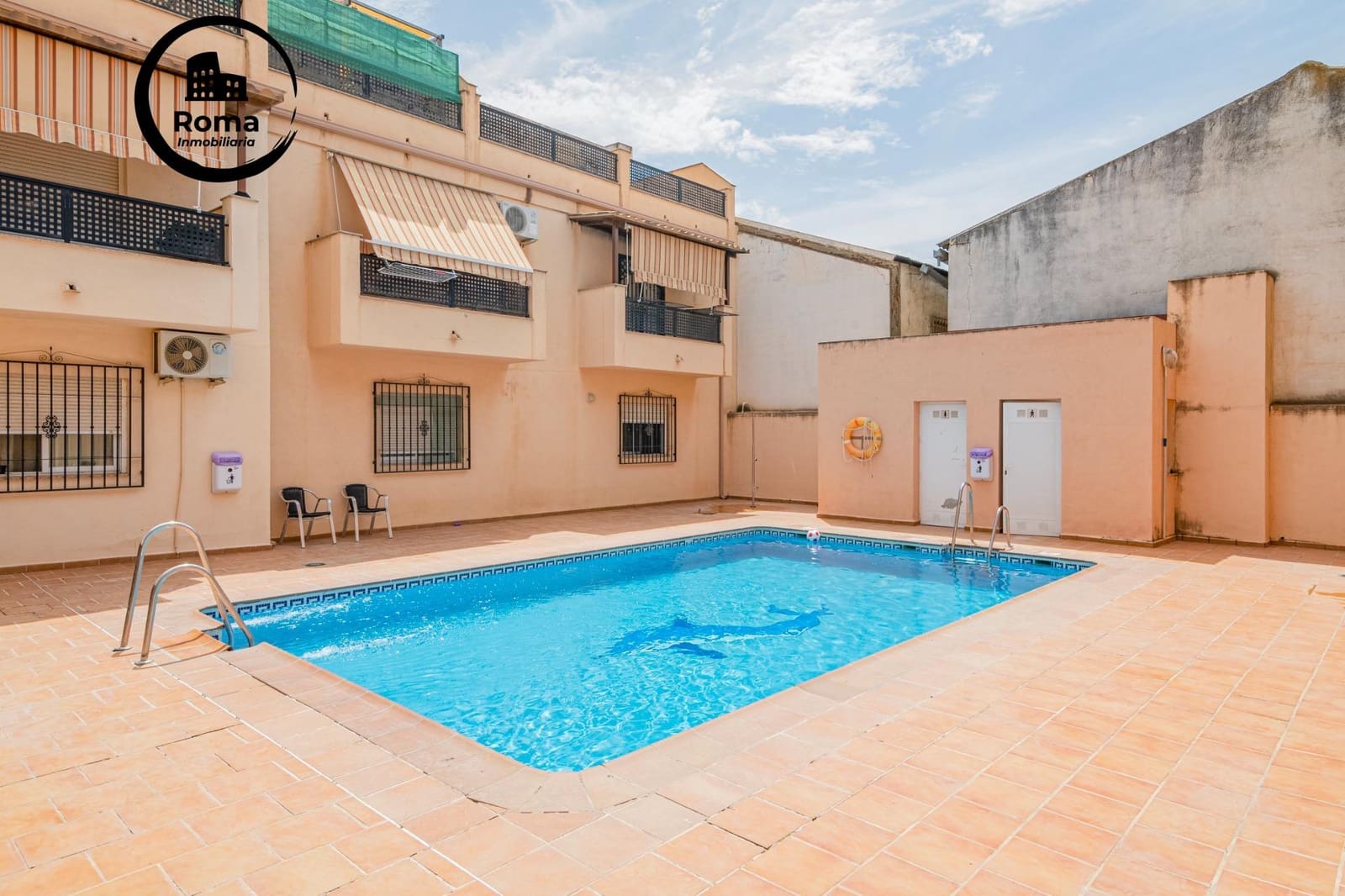 Piso de 2 habitaciones en Las Gabias en venta con garaje - 156.000 € (Ref: 9502501)