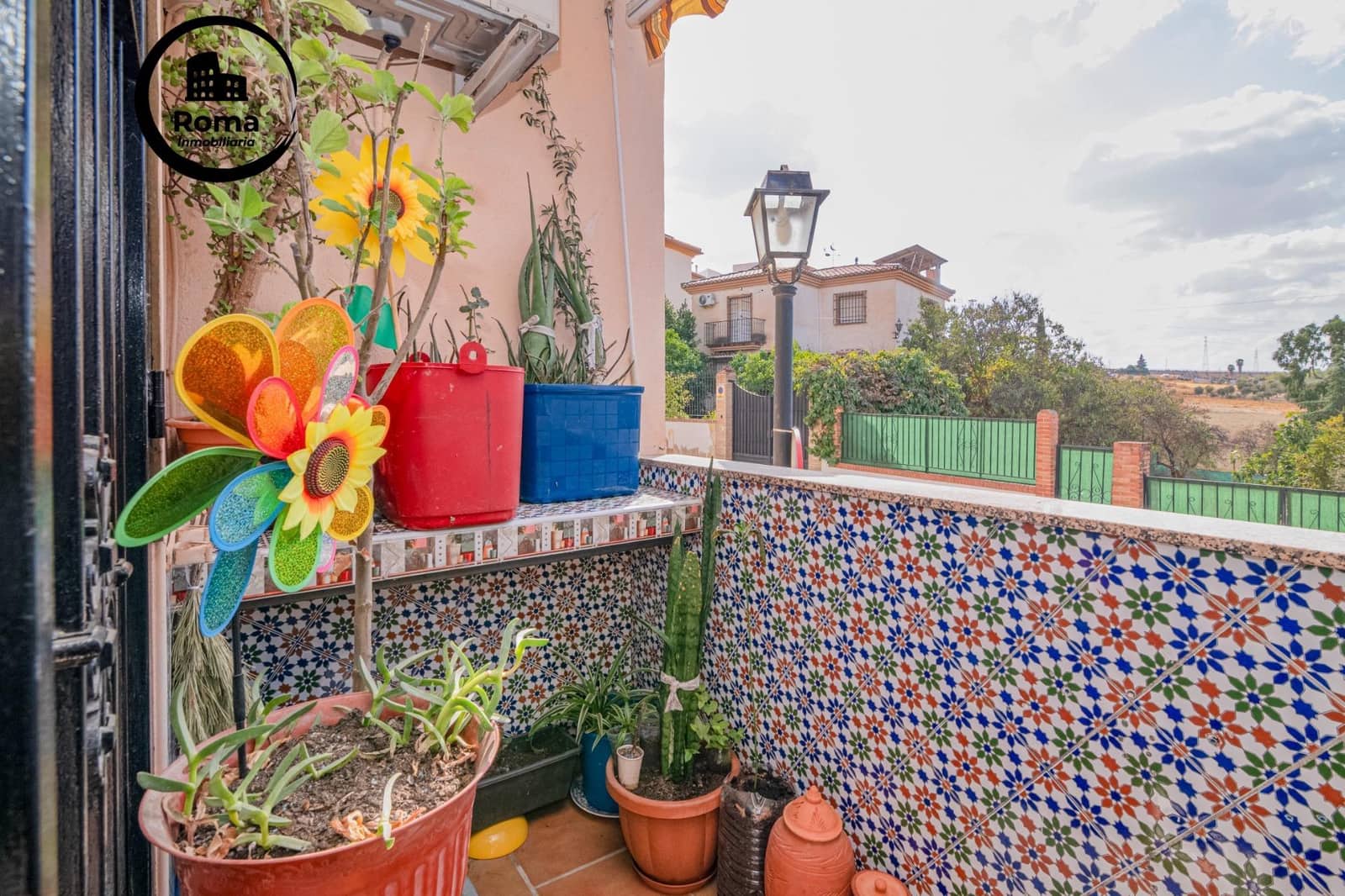 Piso de 2 habitaciones en Las Gabias en venta con garaje - 156.000 € (Ref: 9502501)