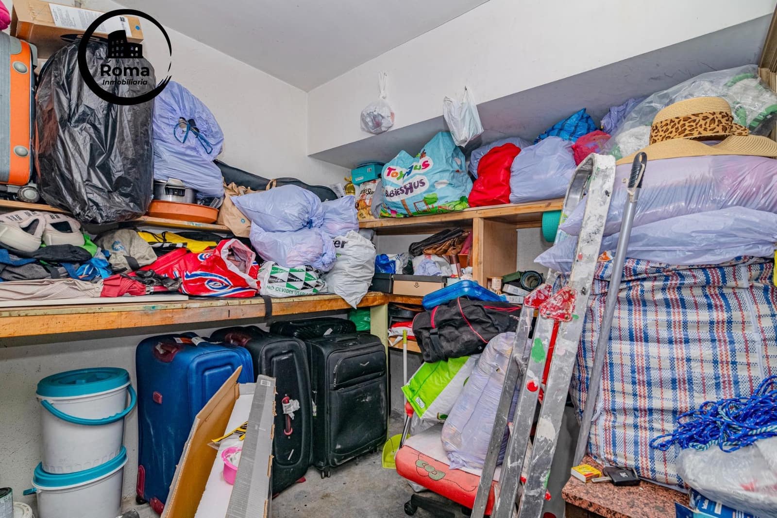 Piso de 2 habitaciones en Las Gabias en venta con garaje - 156.000 € (Ref: 9502501)