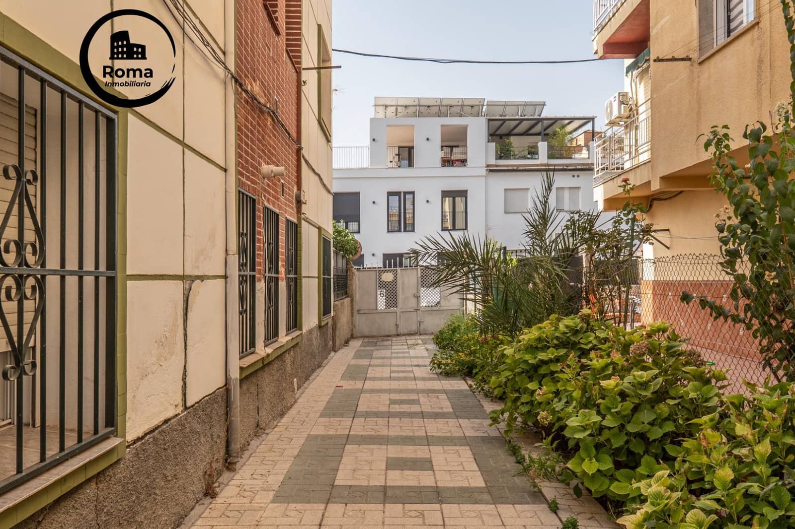 2 Zimmer Wohnung zu verkaufen in Granada Stadt mit Garage - 195.000 € (Ref: 9502503)