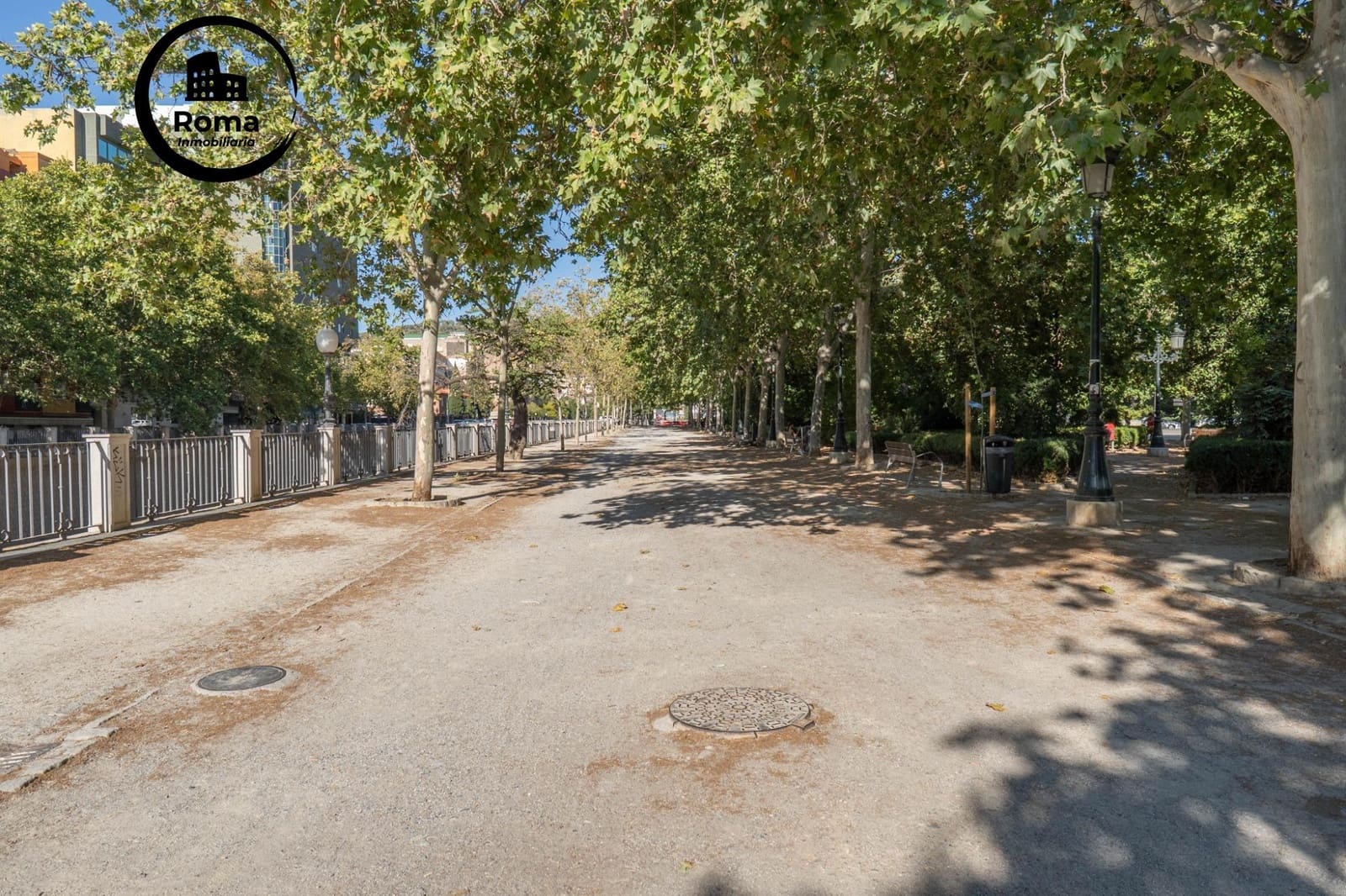 2 Zimmer Wohnung zu verkaufen in Granada Stadt mit Garage - 195.000 € (Ref: 9502503)