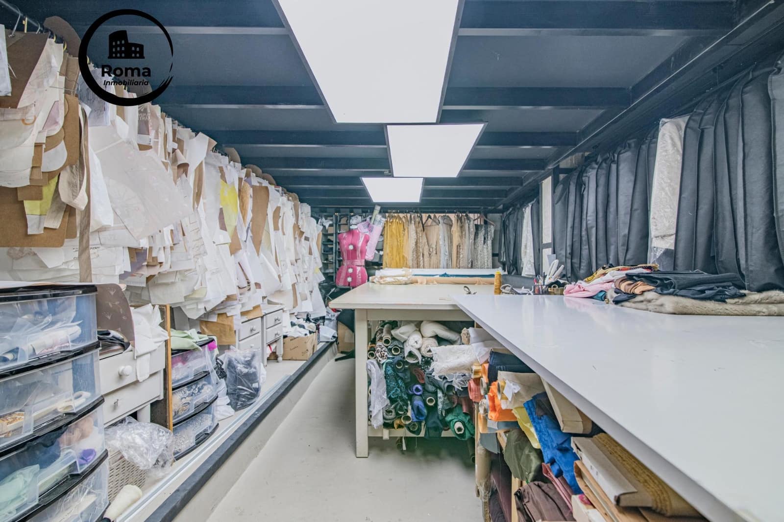 Commercial for sale in Granada city - € 267,000 (Ref: 9502508)