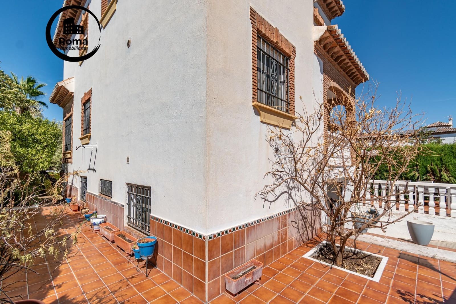 4 quarto Moradia para venda em La Zubia com piscina garagem - 380 000 € (Ref: 9502513)