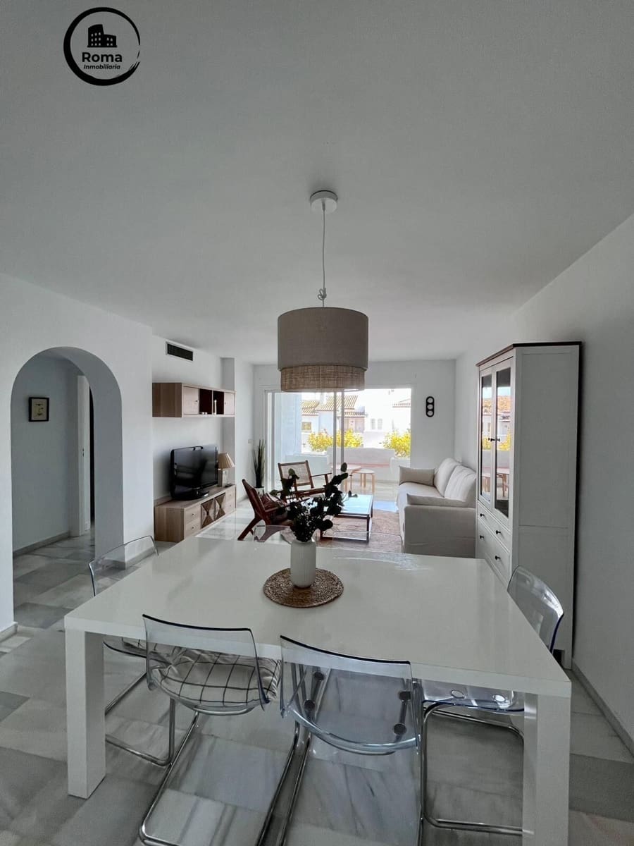 2 bedroom Flat for sale in La Herradura - € 385,000 (Ref: 9502518)